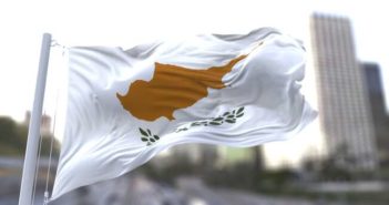 , Les États-Unis assouplissent l’embargo sur les armes à Chypre
