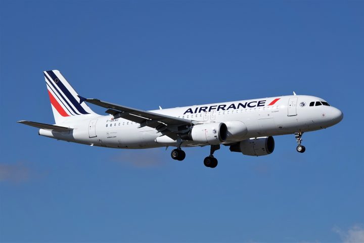 , On revient sur l’éditorial  : Procès du crash Rio – Paris : pourquoi Airbus et Air France sont jugés devant le tribunal correctionnel ?